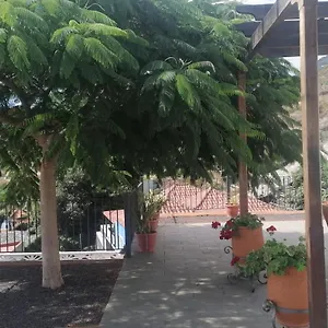 Casa Amagante, En Hoyo De Ferienhaus
